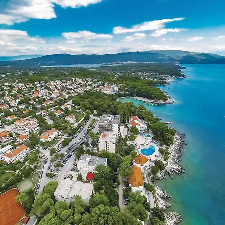 Holiday home 4 Bedroom Cozy In Krk