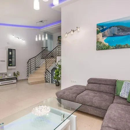 Holiday home Lovely In Krk With Wifi *